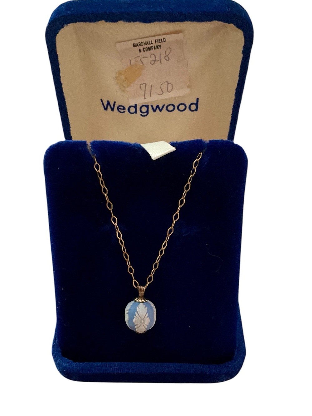 NWT Vintage Wedgwood Blue Jasperware Pendant Necklace